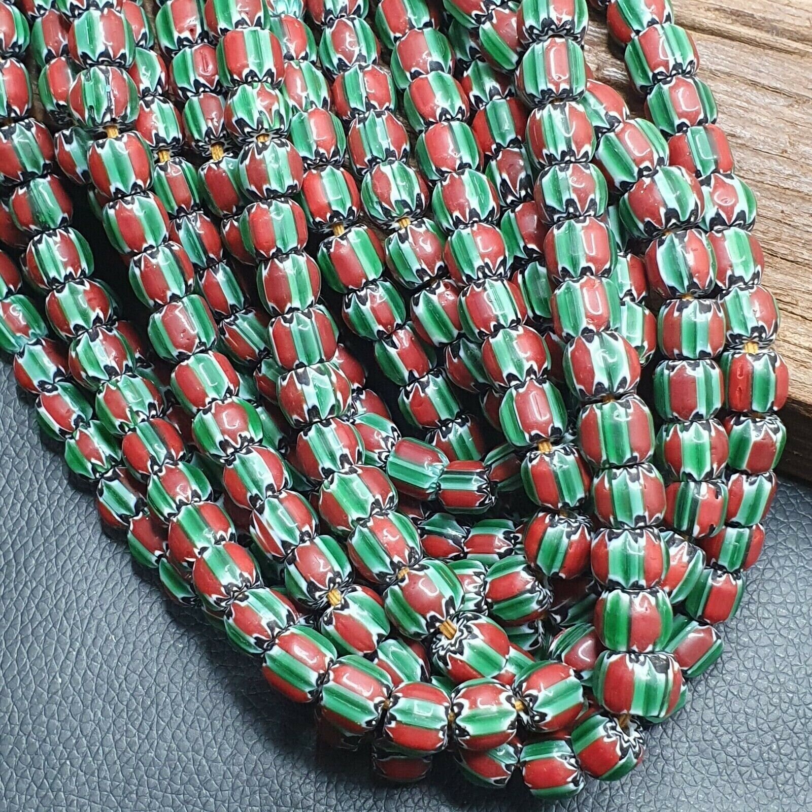Impresionantes galones de sandía estilo veneciano cuentas hebra 9mm - $41.87