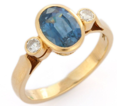2.8 Ct Blue Sapphire &amp; Diamond Three Stone Engagement Ring in 18K Yellow Gold - £1,803.18 GBP