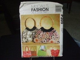 McCall's P209 Variety of Hand & Shoulder Bags Pattern - $10.38