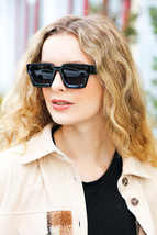 Black Thick Frame Rectangle Sunglasses - £6.75 GBP
