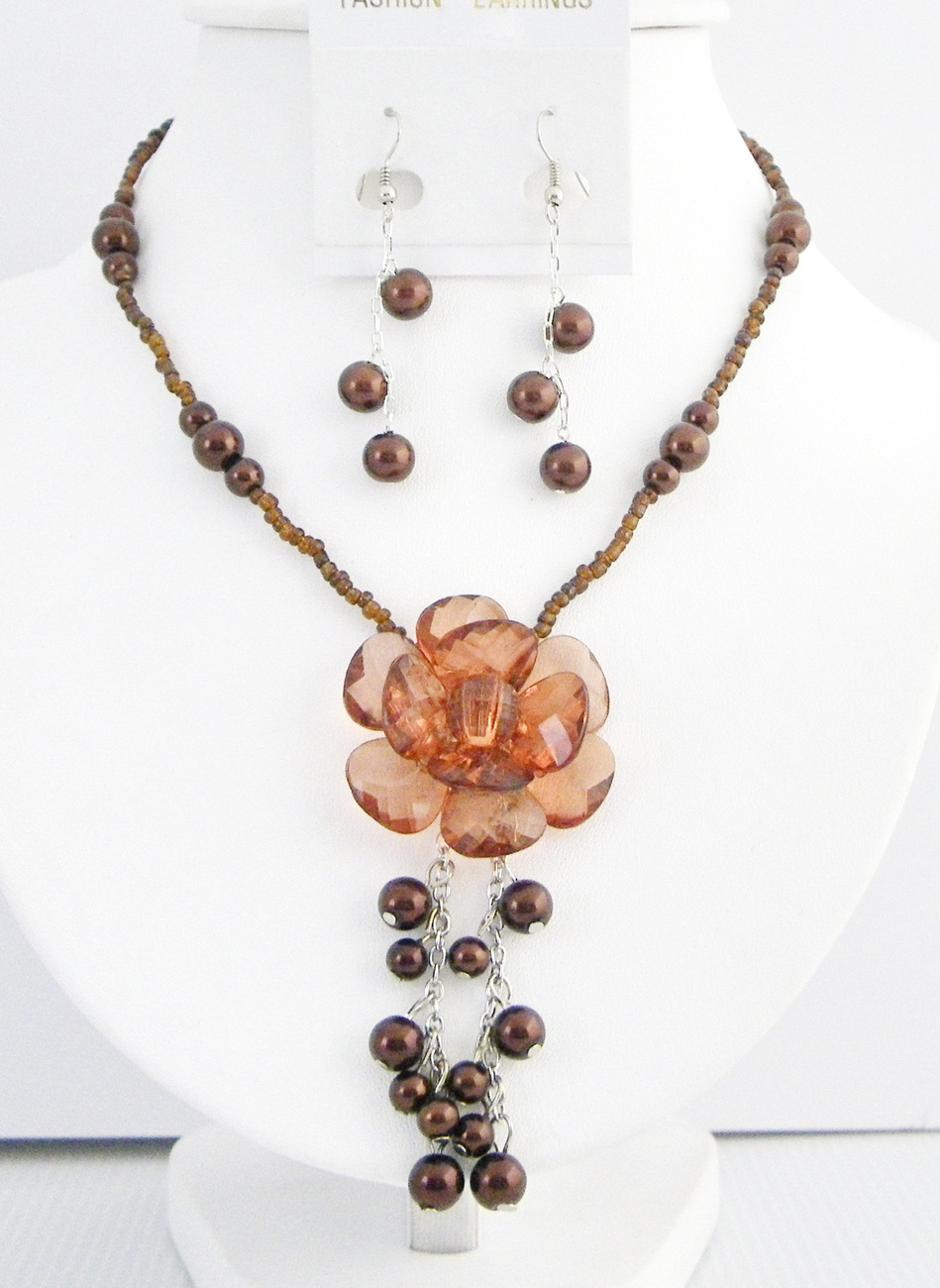 Smoked Topaz Brown Necklace Brown Beads Pearls Dangling With Flower An - $14.68