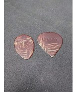 LOT OF 2 Vintage Guitar Pick 1930’s GIBSON Tort Impressed Logo Small Tea... - €32,12 EUR