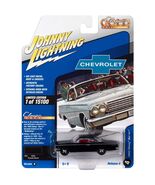 Johnny Lightning - 1962 Bel Air Bubbletop - $242.26 MXN