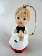 Vintage Praying Choir boy HOMCO Bisque Porcelain Christmas figurine 3.75&quot; - £4.72 GBP