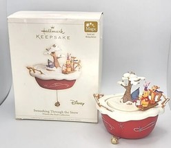 Hallmark Swooshing Through the Snow Ornament Magic Winnie Pooh Disney 2006 Note - £45.03 GBP