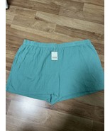 a.n.a a new approach women&#39;s wasabi green short size 2X - £9.98 GBP