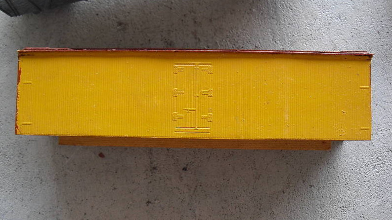 Vintage HO Scale Wood Box Car Body Yellow No Trim - $15.84
