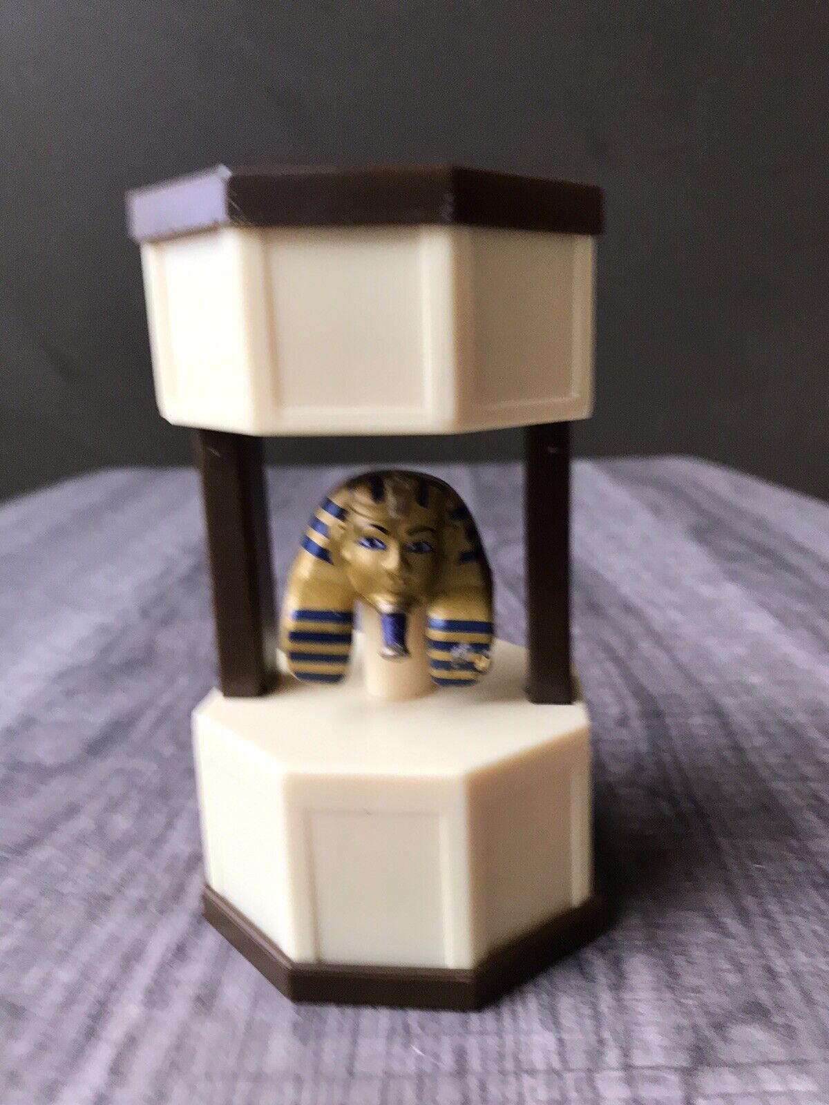 Roblox Jailbreak Museum Heist Pharaoh King Tut Golden Head & Lighted Case G4 - £7.19 GBP