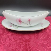 VTG Royal Court Carnation Gravy Boat with Underplate Fine China 9X6X3&quot; J... - £12.87 GBP