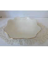 LENOX BONE CHINA SCALLOPED GOLD RIM BOWL EMBOSSED PATTERN MADE IN USA 8.... - $13.51 CAD