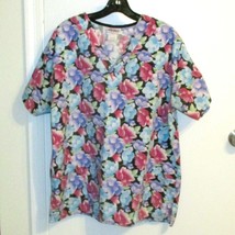 Fashion Scrubs Jasco Lrg V Neck Pink Bkue Floral On Black - $7.92