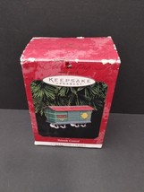 Vintage 1997 Hallmark Keepsake Ornament Yuletide Central Toys Tin Train Car - £3.94 GBP