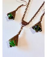 Emerald Green Crystal Jewelry Set: Bronze Victorian Necklace Earrings - €45,13 EUR