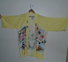 Japanese Short Kimono Robe Mount Fuji Geisha Girls Lanterns River Vintage - £35.50 GBP