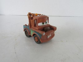 MATTEL V3020 DISNEY PIXAR CARS MATER TOWTRUCK BROWN PLASTIC H5 - $53.30 MXN