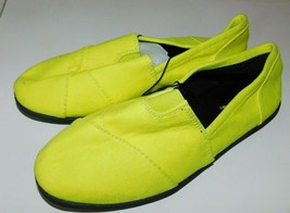 Soda Stretch Slip On Yellow Shoes Size 6.5 Brand New - £22.84 GBP