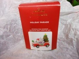 Hallmark Keepsake &quot;Holiday Parade&quot; 2020 Ornament NEW OTHER 2nd in Series - $189.19 MXN