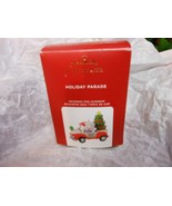 Hallmark Keepsake &quot;Holiday Parade&quot; 2020 Ornament NEW OTHER 2nd in Series - $187.04 MXN