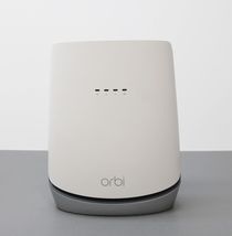 Netgear Orbi CBK752 Tri-Band WiFi 6 Mesh System with Built-in Cable Modem (good) image 3