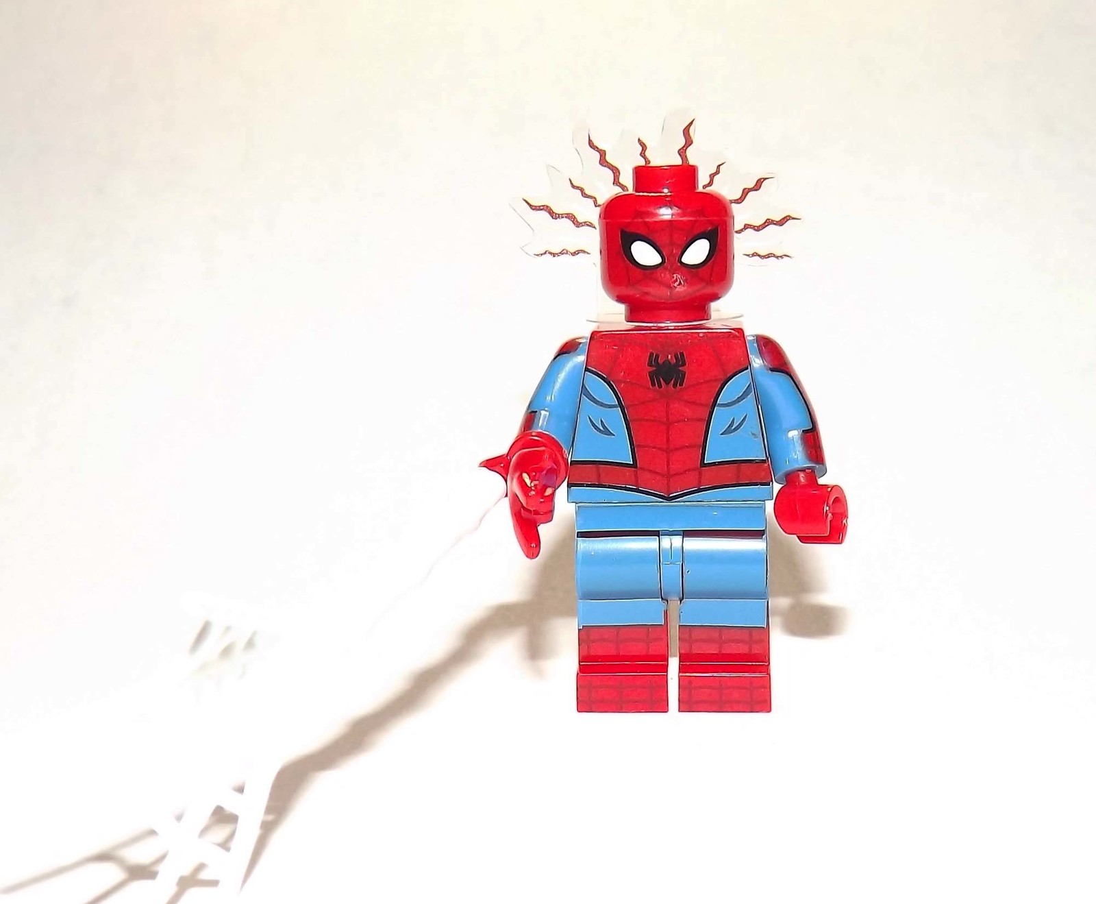 Spider-Man Classic With Spidey Sense Custom Minifigures - $8.41