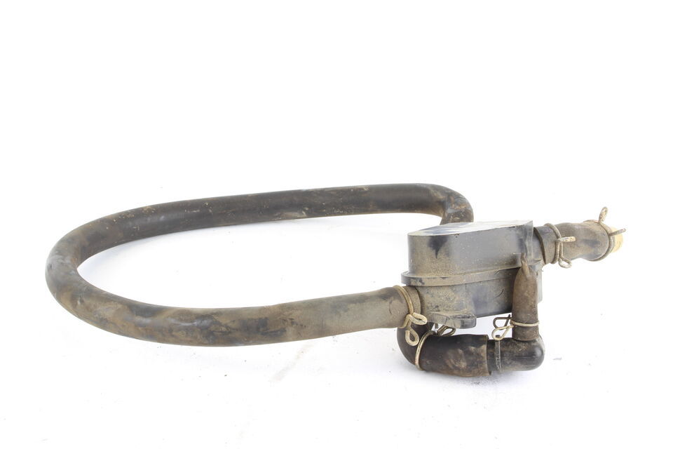 2006 Kymco Venox Engine Motor Oil Catch Assembly r1123 - $29.69