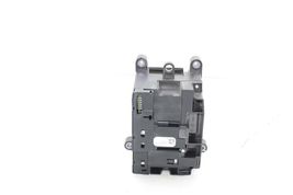 09-17 BMW 750LI Shifter F2645 image 10