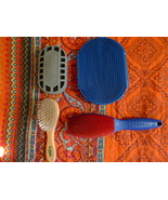 4 PK GROOMING PET BRUSHES Safari Whisker City Evercare Mitt Fur Hair Lin... - $188.11 MXN