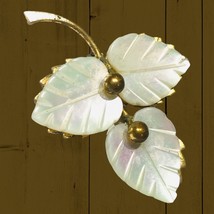 Mid-Century Mother of Pearl Brooch - Natural Shell Laurel Leaf Pin - £19.97 GBP