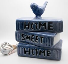 BLUE BIRD BOOKS BLUE TABLE LAMP HOME SWEET HOME DECOR - $348.95 MXN