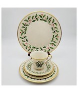 Lenox Holiday 5 Pc Place Setting, 24K Gold Rim Holly Berry USA - $70.11