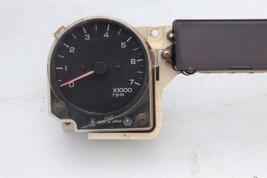 92-95 Jeep Wrangler YJ Speedometer Instrument Gauge Cluster w/ Tach image 2