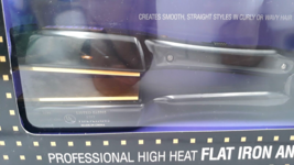 Hot Tools Professional High Heat Flat Iron &amp; Straightener 40 watts  Mode... - $29.99