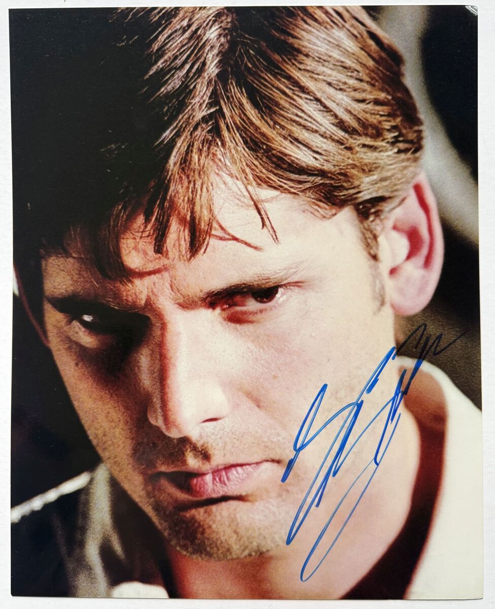 Eric Bana Autographed &quot;Hulk&quot; Glossy 8x10 Photo - $79.99