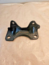 Detroit Diesel DD15 Engine Fuel Rail Support Bracket A4720761140 OEM - $18.50