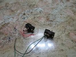 YAMATAKE HONEYWELL SAFETY SWITCH Z-15GM2255-B LOT OF 2 - $58.19