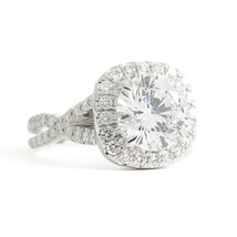 Authenticity Guarantee 
GIA Round Cushion Halo Diamond Engagement Ring 14K Wh... - £27,322.36 GBP