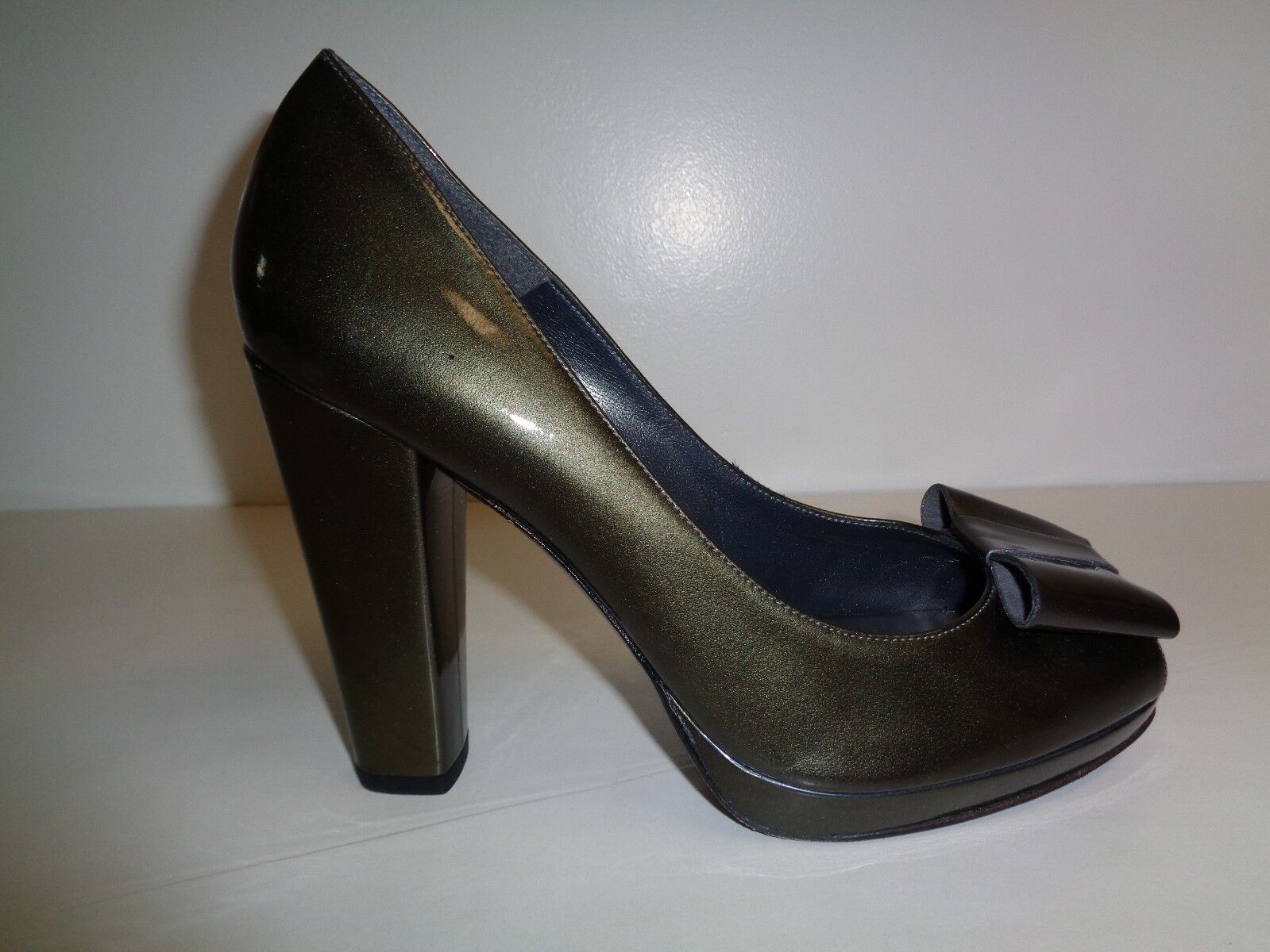 Stuart Weitzman Size 10.5 M BOWRIGHT Gray Quasar Leather Heels New Womens Shoes