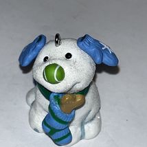 Hallmark  Keepsake A Tasty Little Treat Sparkling Puppy Ornament - £4.00 GBP