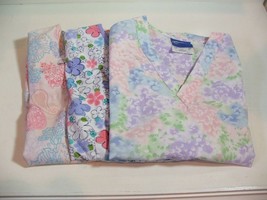 Lot of Womens Scrub Tops Size Small X 3 Patterned Patels - £13.97 GBP