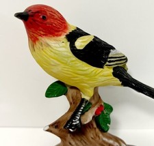 Western Tanager Bird Statue Figurine Vintage Ceramic 1970-80s 4.5&quot; PorcBin1 - £19.71 GBP