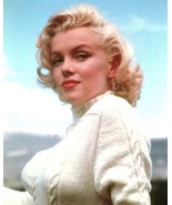 MARYLIN MONROE IN WHITE SWEATER PORTRAIT 8X10 CELEBRITY REPRINT - £6.74 GBP