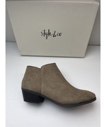 Style &amp; Co Wiley Ankle Booties Shoes Boots Taupe Brown Micro Size 8.5 M ... - £12.61 GBP