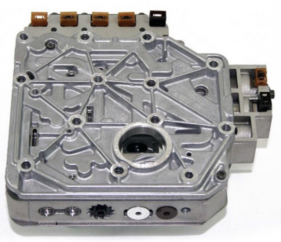 01M Volkswagen Valve body 4 speed w all electronics Golf Jetta Beetle Ca... - $193.05