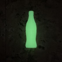 Wholesale Lot Of 100 Glow In The Dark Coca Cola Bottles 3” Self Advertising JD - $44.55