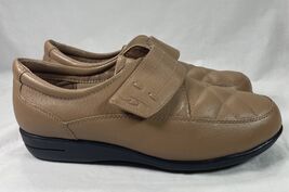Dr Scholl’s Woman’s Leather Upper Balance Sz 7 1/2 M Brown Shoes - $11.73