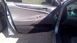 SONATA    2011 Front Door Trim Panel 103961328 - $172.26