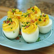 Egglettes Egg Cooker Hard Boiled Eggs without the Shell 4 Egg Cups AS SE... - $12.97