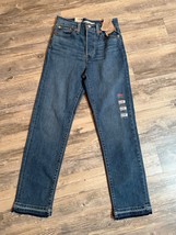 Levi’s Wedgie Straight High Rise Raw Hem Jeans 2 Short W26 L28 0193 Levis - $28.86