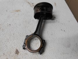 2004 2005 2006 Chevy Chevrolet Colorado Connecting Rod And Piston 2.8L - $59.99
