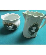 19th Light green  bisque creamer &amp; open sugar w/white Pate-Sur-Pate Figu... - €63,82 EUR